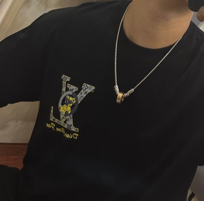 LV Necklaces